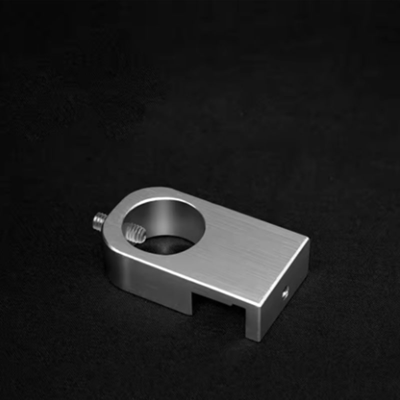 Abrazaderas para Tuberías de A - Overflow Pipe Clip reseña y precio
